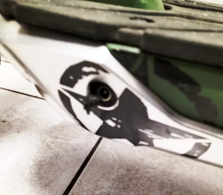 hulajnoga-elektryczna-jeep-2xe-wysokosc-kierownicy-100