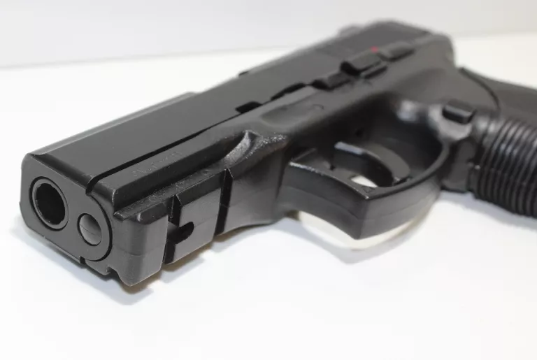 PISTOLET GNB KWC 24/7 (KWC-02-014276)