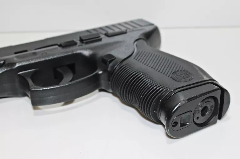 PISTOLET GNB KWC 24/7 (KWC-02-014276)