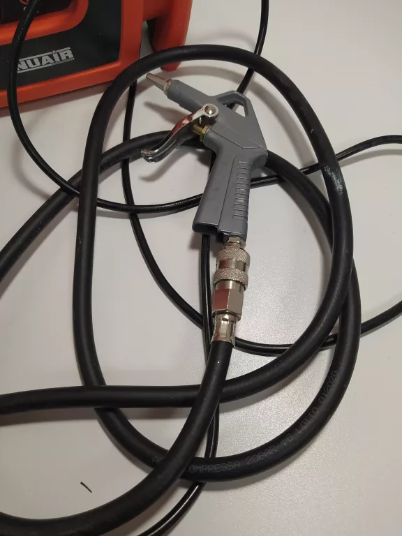 KOMPRESOR BEZOLEJOWY NUAIR REVOLUTION AIR MINY