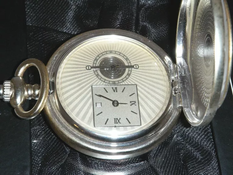 ZEGAREK MECHANICZNY KIESZONKOWY Z SAMOLOTEM