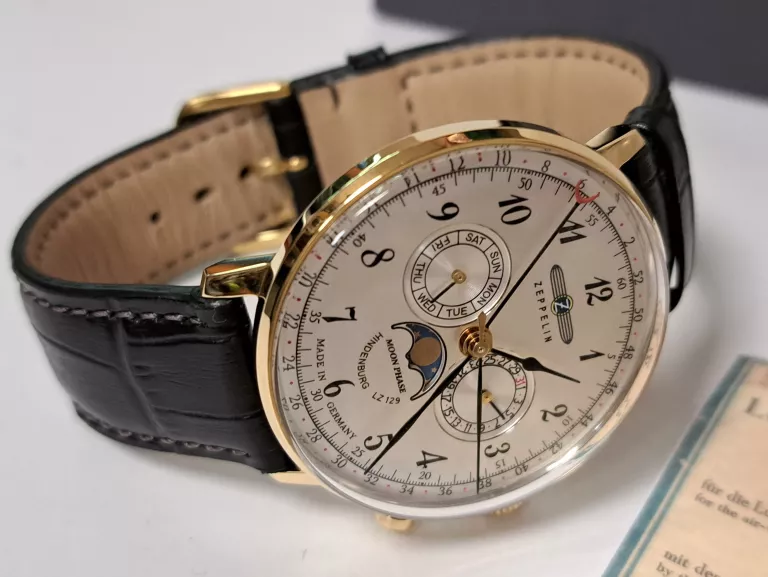 ZEPPELIN LZ129 HINDENBURG QUARTZ MOONPHASE