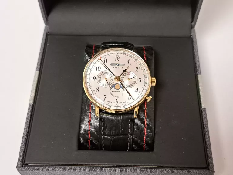 ZEPPELIN LZ129 HINDENBURG QUARTZ MOONPHASE