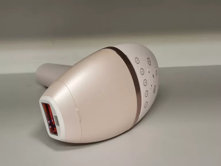 DEPILATOR LASEROWY PHILIPS LUMEA IPL 9000 BRI 957