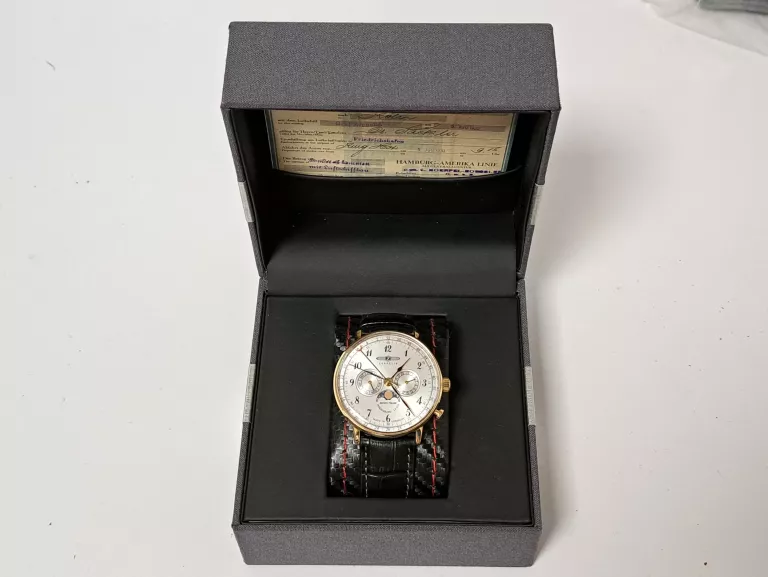 ZEPPELIN LZ129 HINDENBURG QUARTZ MOONPHASE