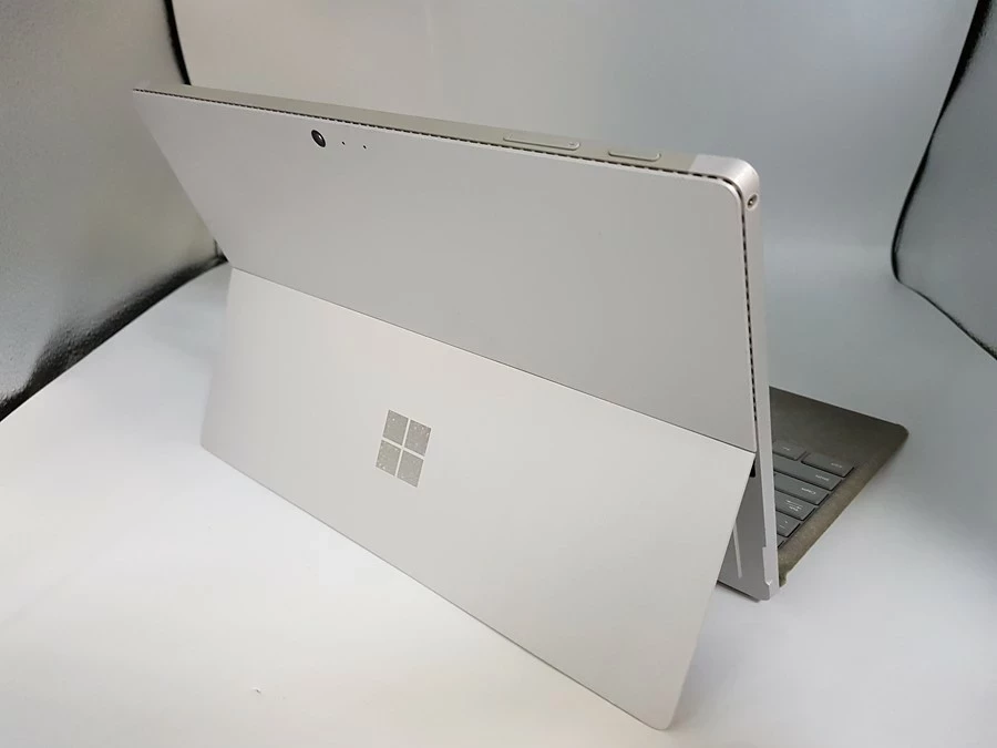 laptop-microsoft-surface-pro-4-i7-8gb-ram-256gb-rodzaj-karty-graficznej-grafika-zintegrowana
