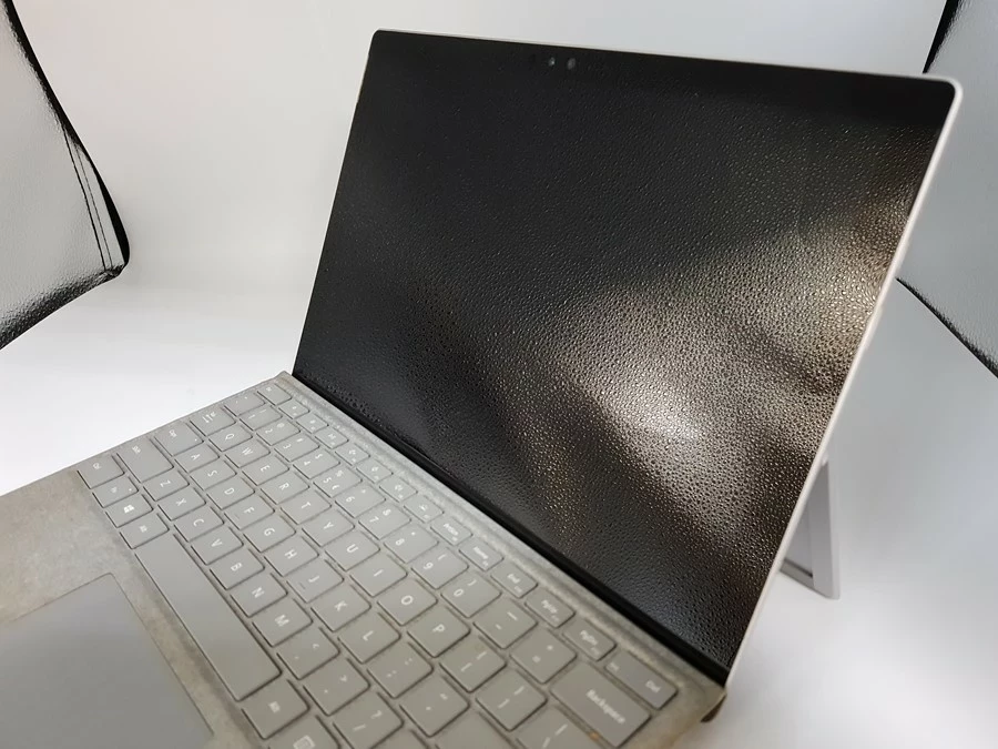laptop-microsoft-surface-pro-4-i7-8gb-ram-256gb-pojemnosc-dysku-256