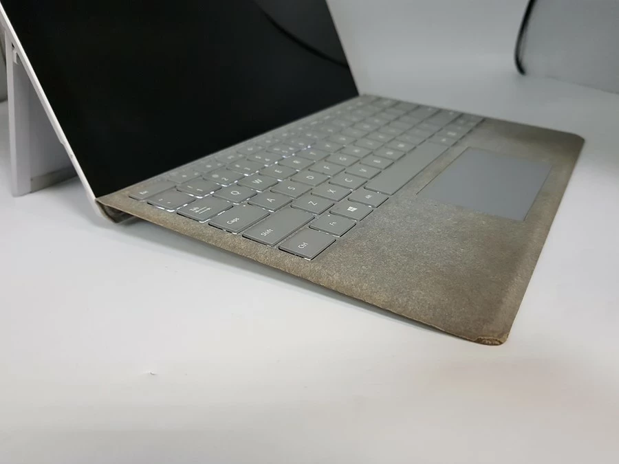 laptop-microsoft-surface-pro-4-i7-8gb-ram-256gb-liczba-rdzeni-procesora-nie-dotyczy