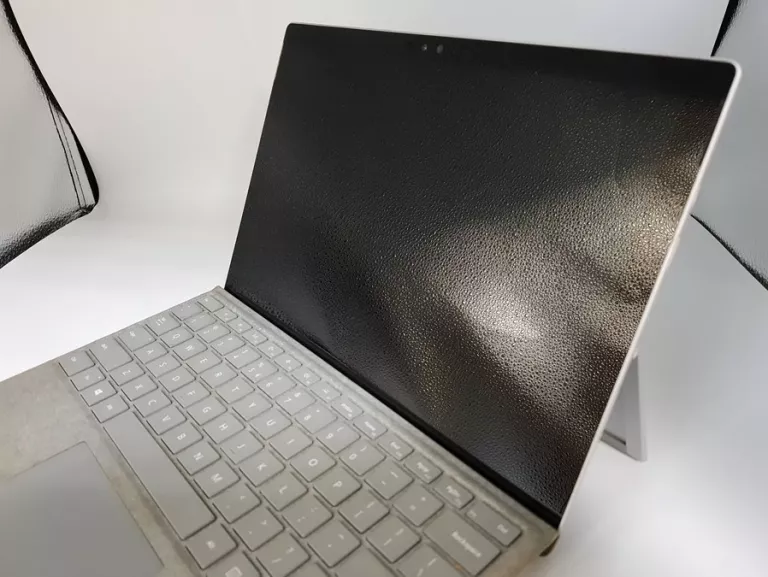 laptop-microsoft-surface-pro-4-i7-8gb-ram-256gb-pojemnosc-dysku-256