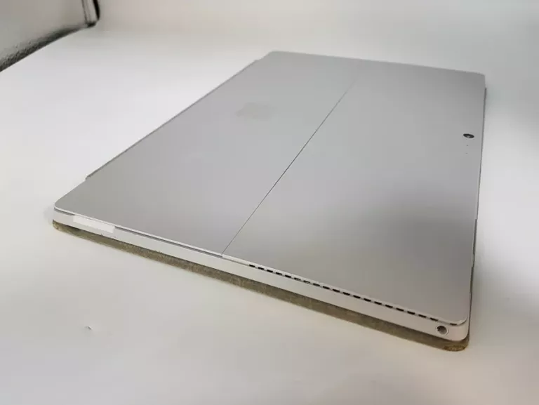 Microsoft Surface Laptop4 256GB シルバー Surface Laptop 4: Niezwykle smukły laptop z ekranem