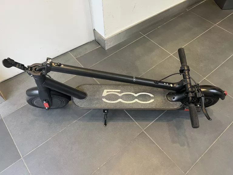 hulajnoga-elektryczna-fiat-f500-f85-predkosc-maksymalna-25