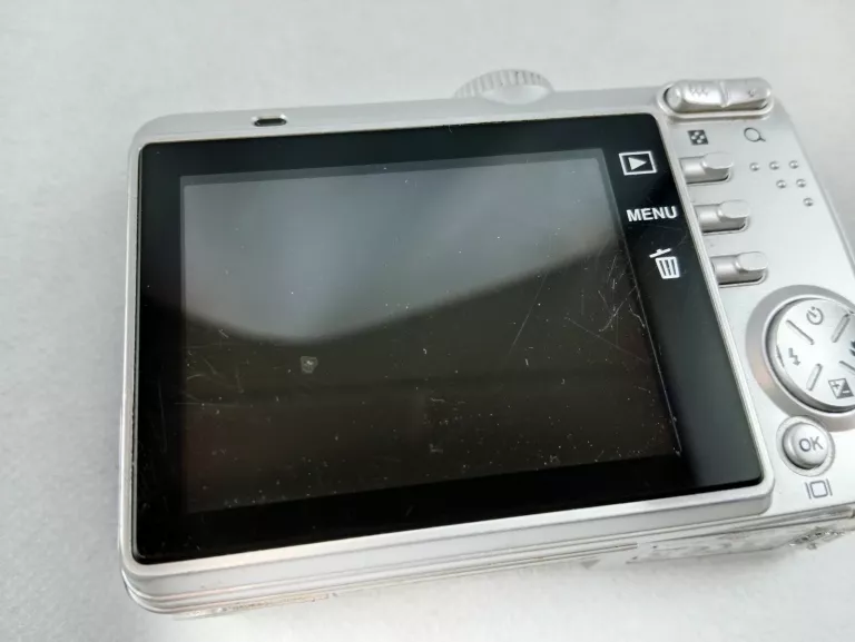 aparat-cyfrowy-vivitar-vivicam-7310-zoom-optyczny-3