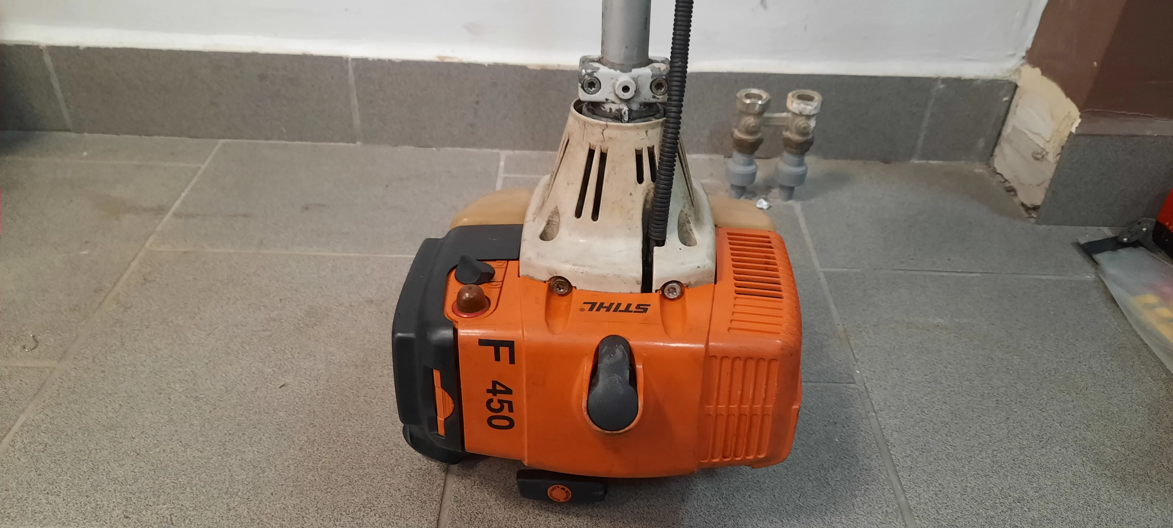 kosa-spalinowa-fs-220-stihl-waga-narzedzia-1000