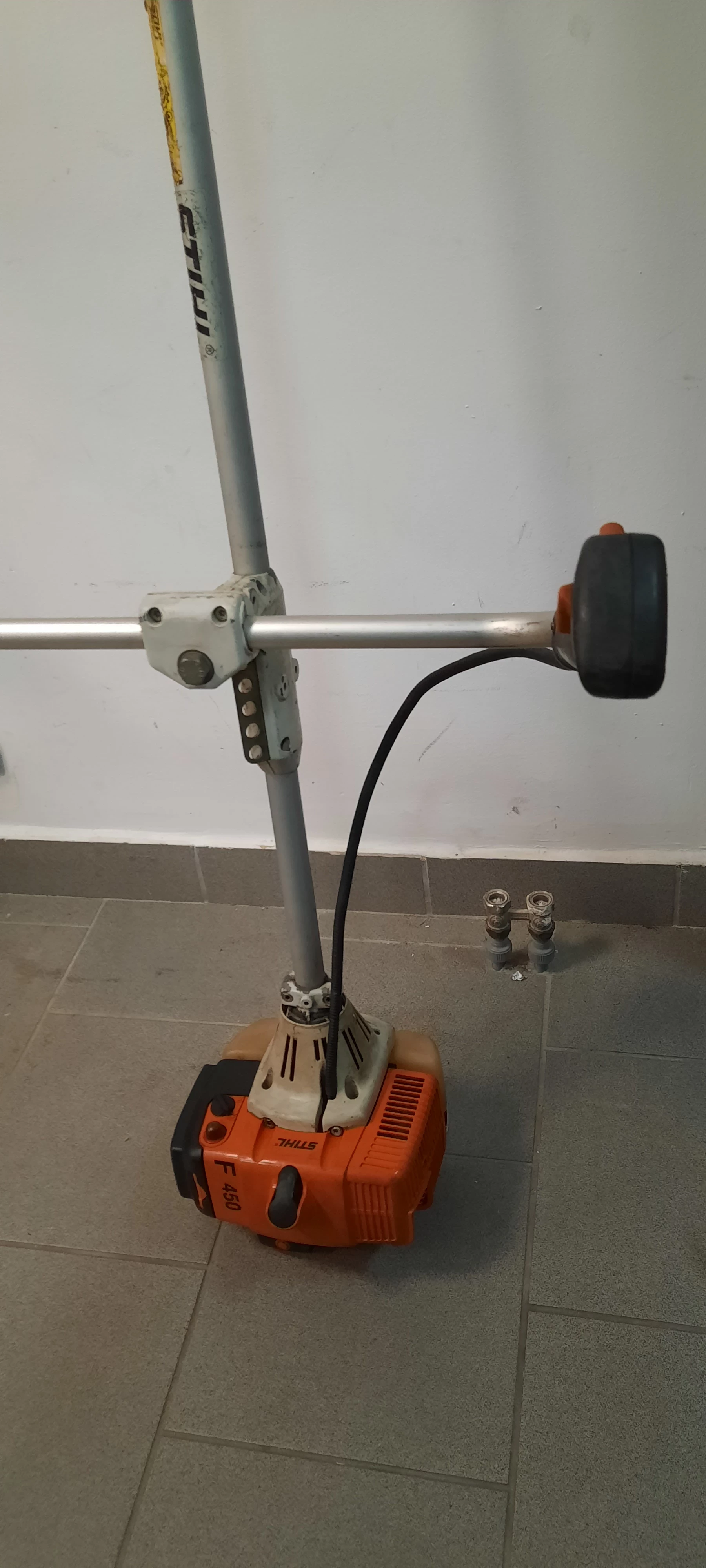 kosa-spalinowa-fs-220-stihl-marka-stihl