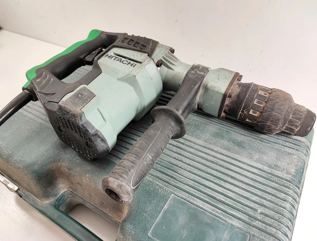 mlot-wyburzeniowy-hitachi-h41mb-10-j-930-w-waliz-energia-udaru-10