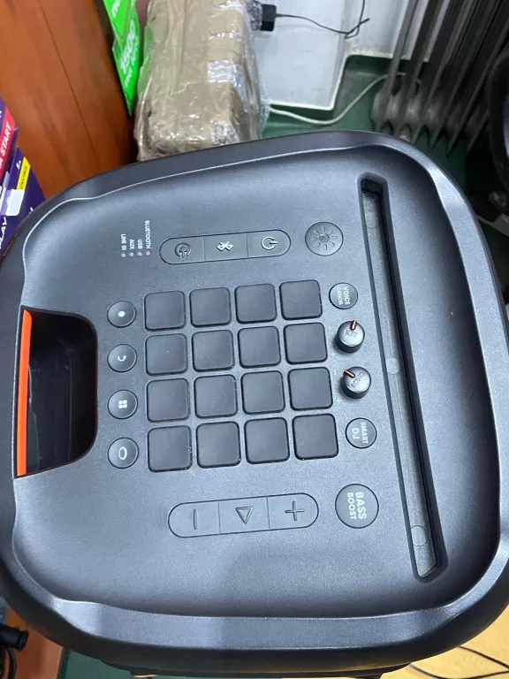 jbl-partybox-1000-przenosny-glosnik-bluetooth-zasilanie-sieciowe