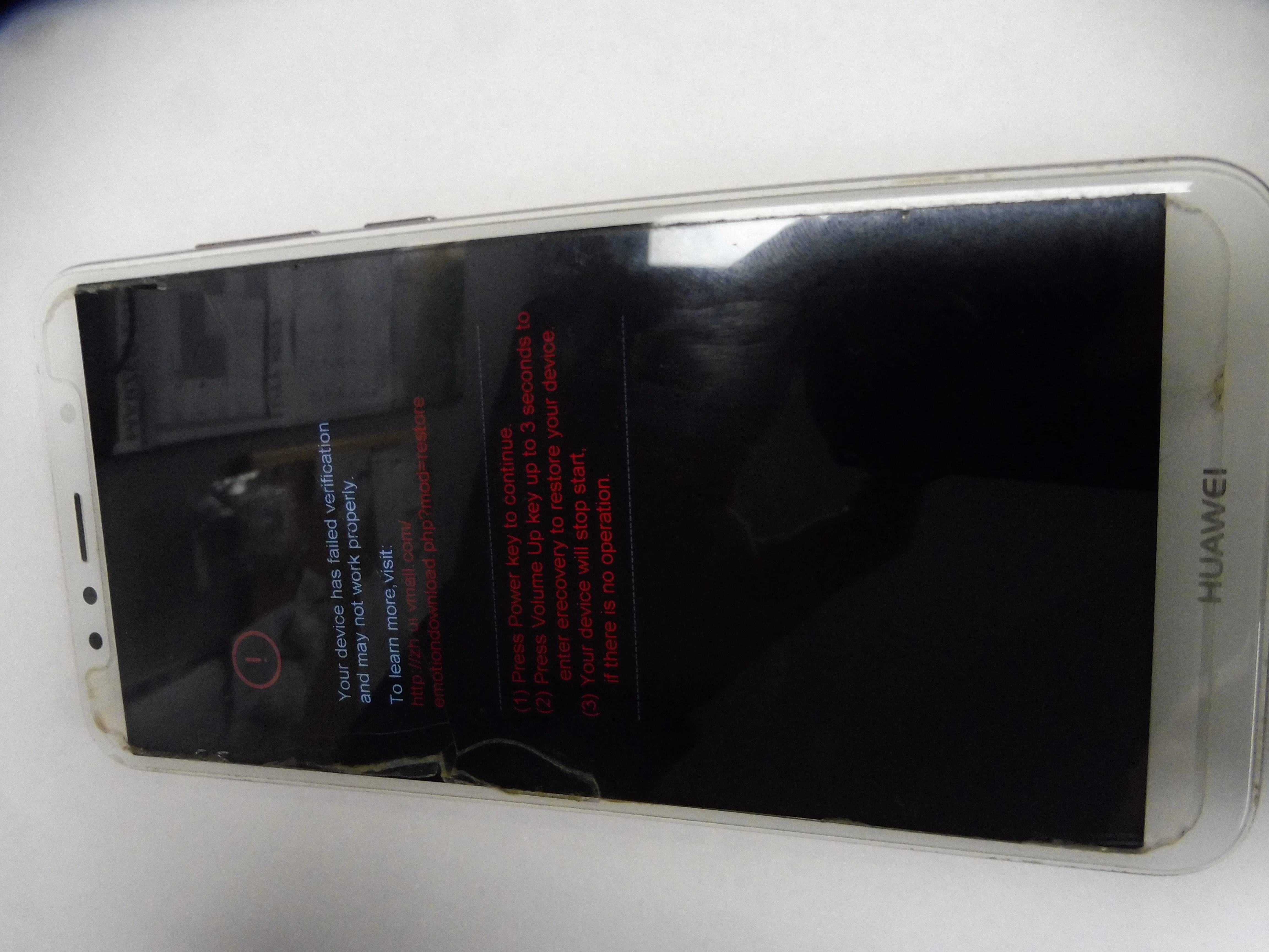telefon-huawei-pekniecie-taq-70252-po9528-typ-smartfon