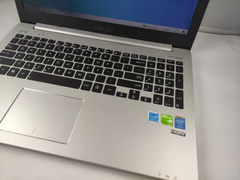 ASUS A551L I7/4GB/1TB/GEFORCE 840M ZASILACZ