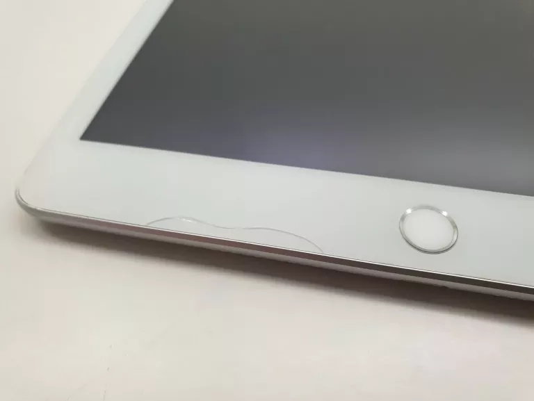 TABLET APPLE IPAD A2270 32GB WI-FI [USZK. SZYBKA]