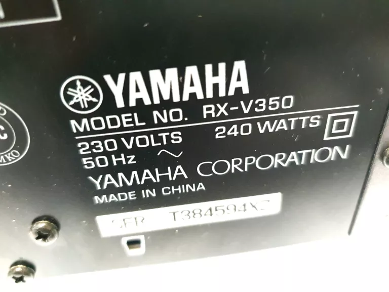 amplituner-yamaha-rx-v350-pilot-komunikacja-bluetooth