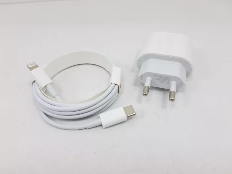 ladowarka-c-lightning-biala-kod-producenta-5906809792441