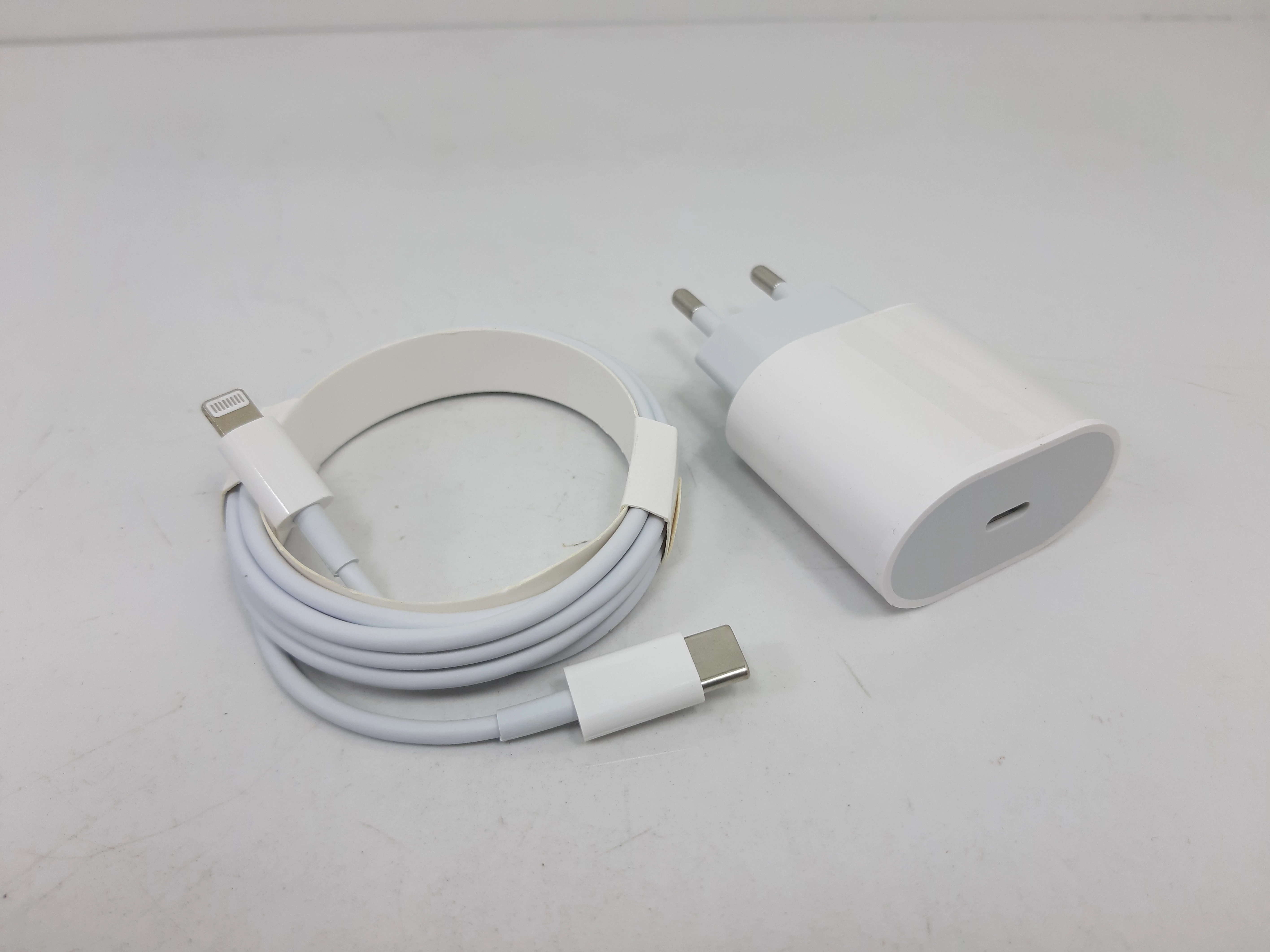 ladowarka-c-lightning-biala-tarnogorska-82-gliwice-g1