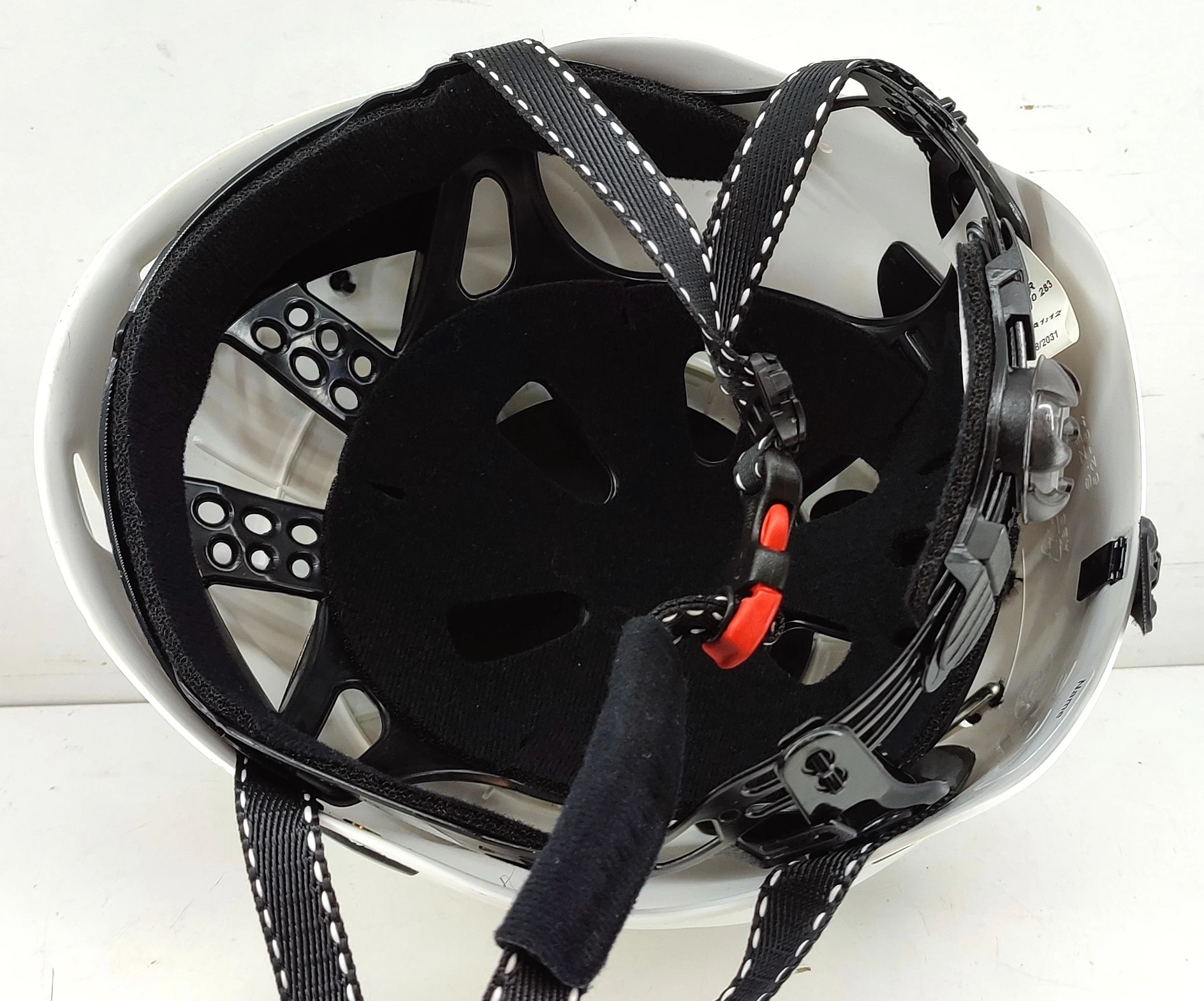 helm-ochronny-wurth-do-pracy-na-wysokosci-bialy-ean-gtin-4053479675800