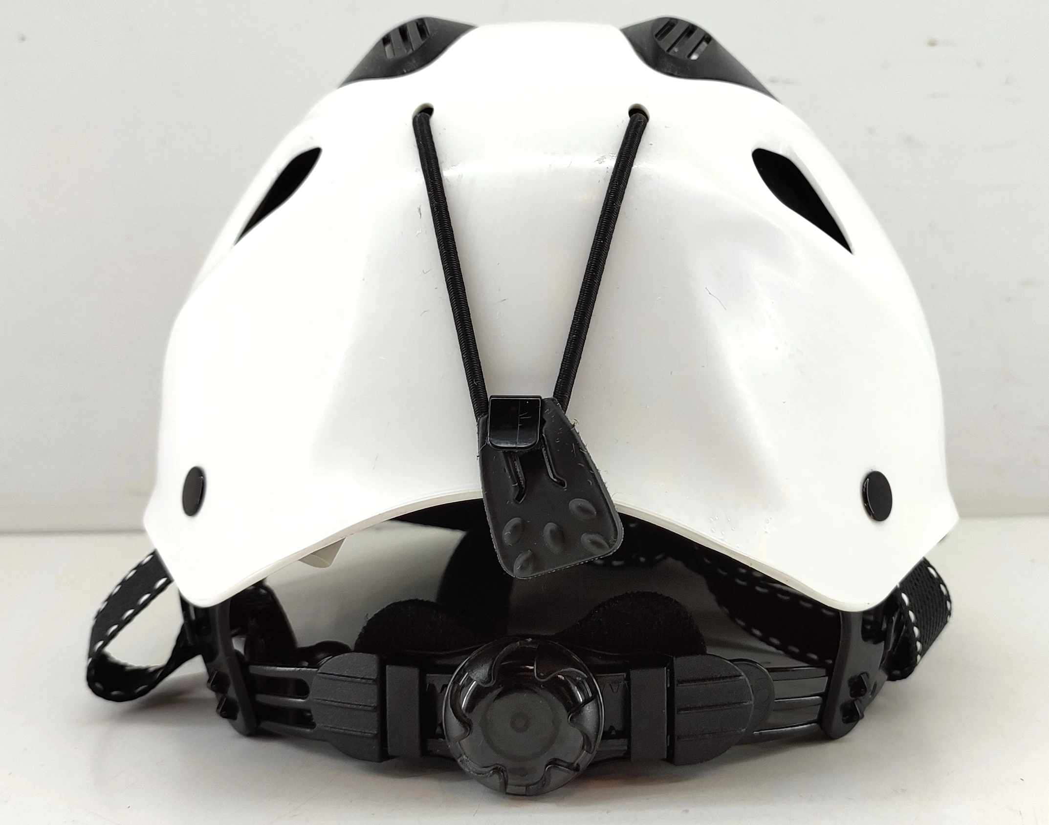 helm-ochronny-wurth-do-pracy-na-wysokosci-bialy-model-0899200279