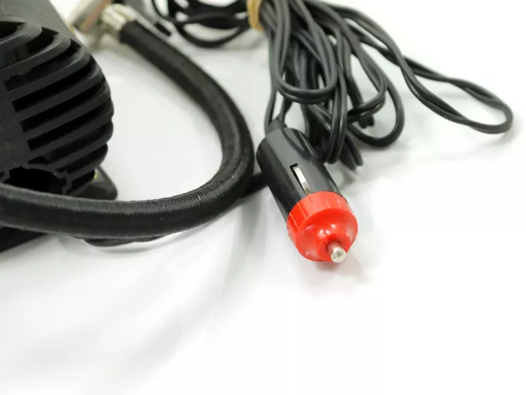 kompresor-samochodowy-12v-bottari-250-psi-ean-gtin-8052194335118