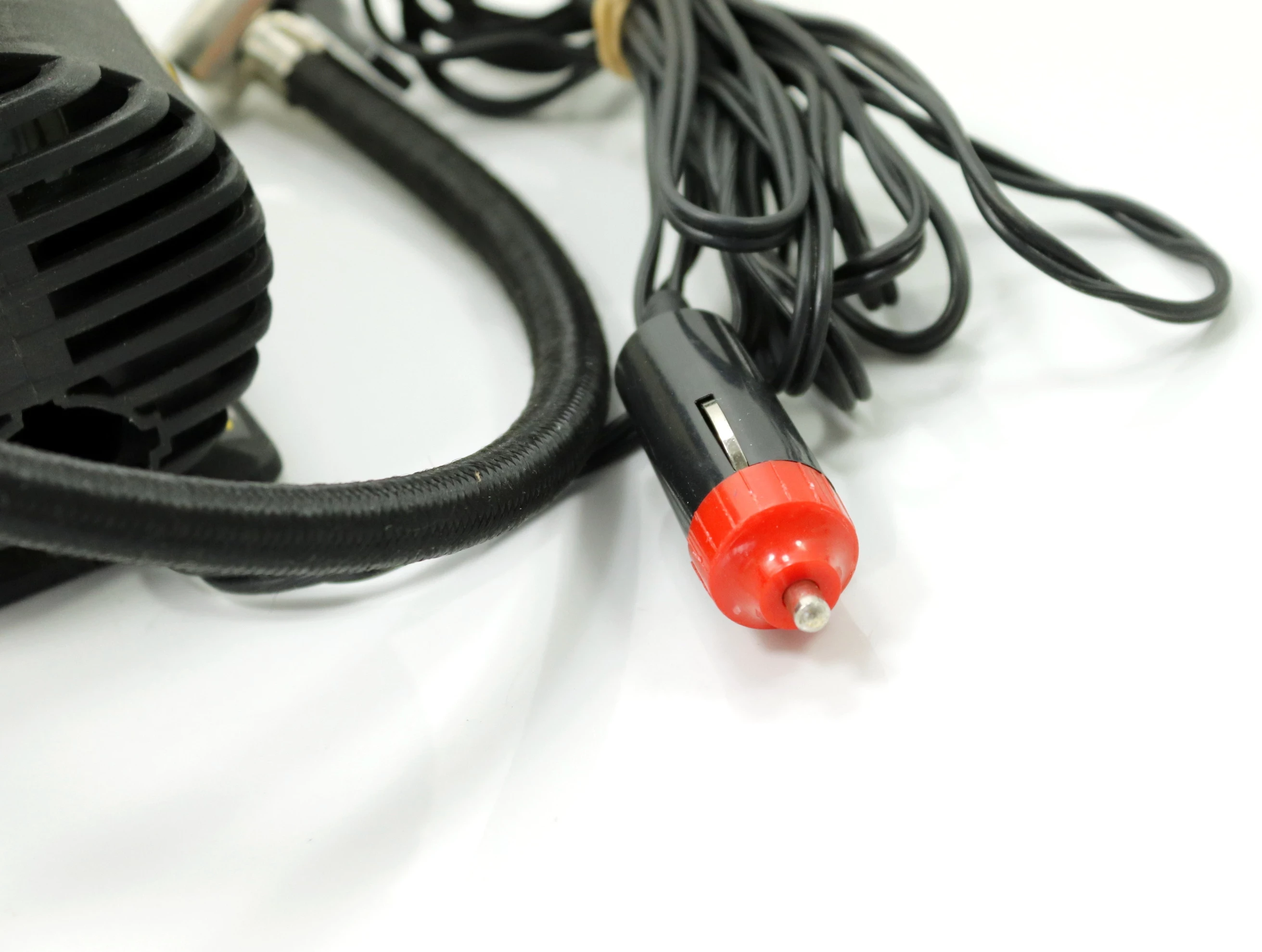 kompresor-samochodowy-12v-bottari-250-psi-ean-gtin-8052194335118