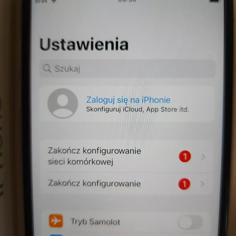 TELEFON IPHONE SE PUDEŁKO FAKTURA