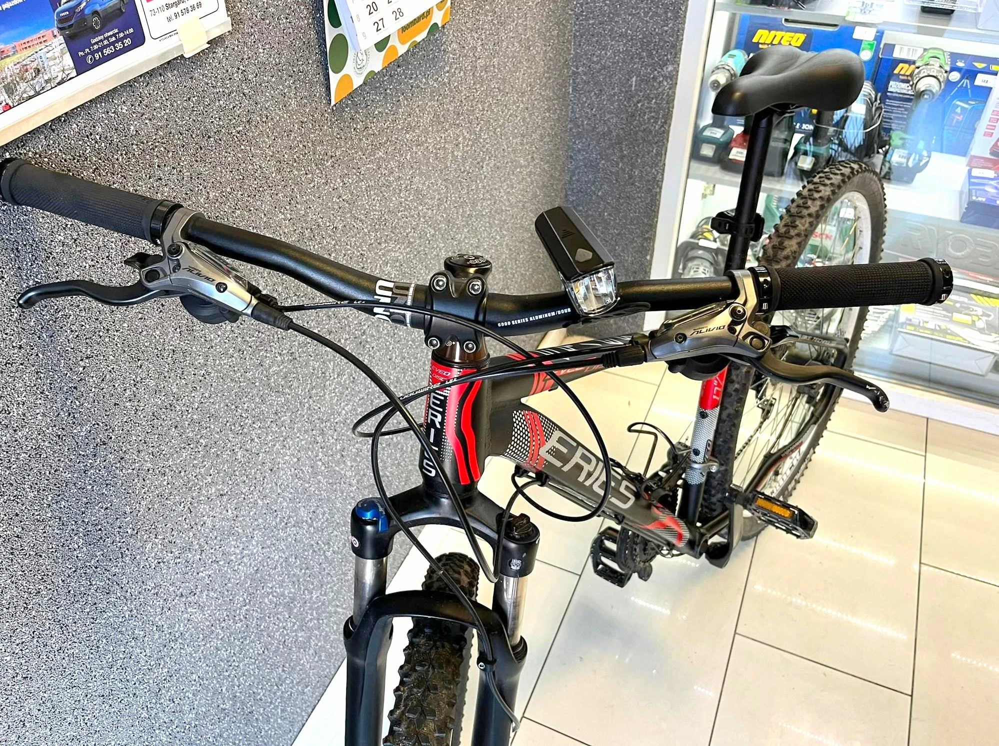 rower-eries-eveo-disc-17-kolor-czarny