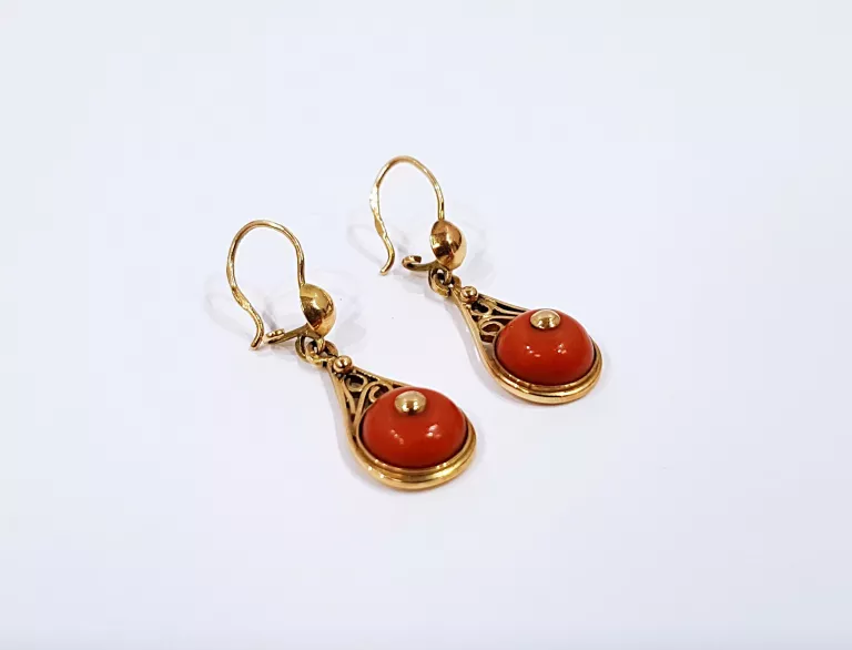 zlote-kolczyki-z-koralem-351g-583-kolor-dominujacy-zloty