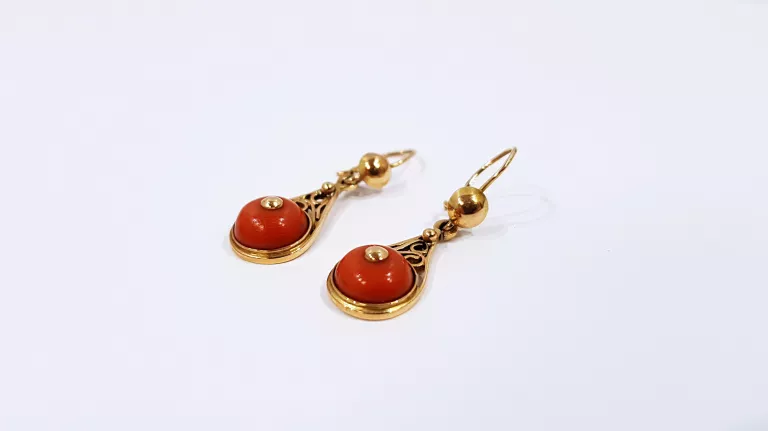 zlote-kolczyki-z-koralem-351g-583-marka-inna-marka