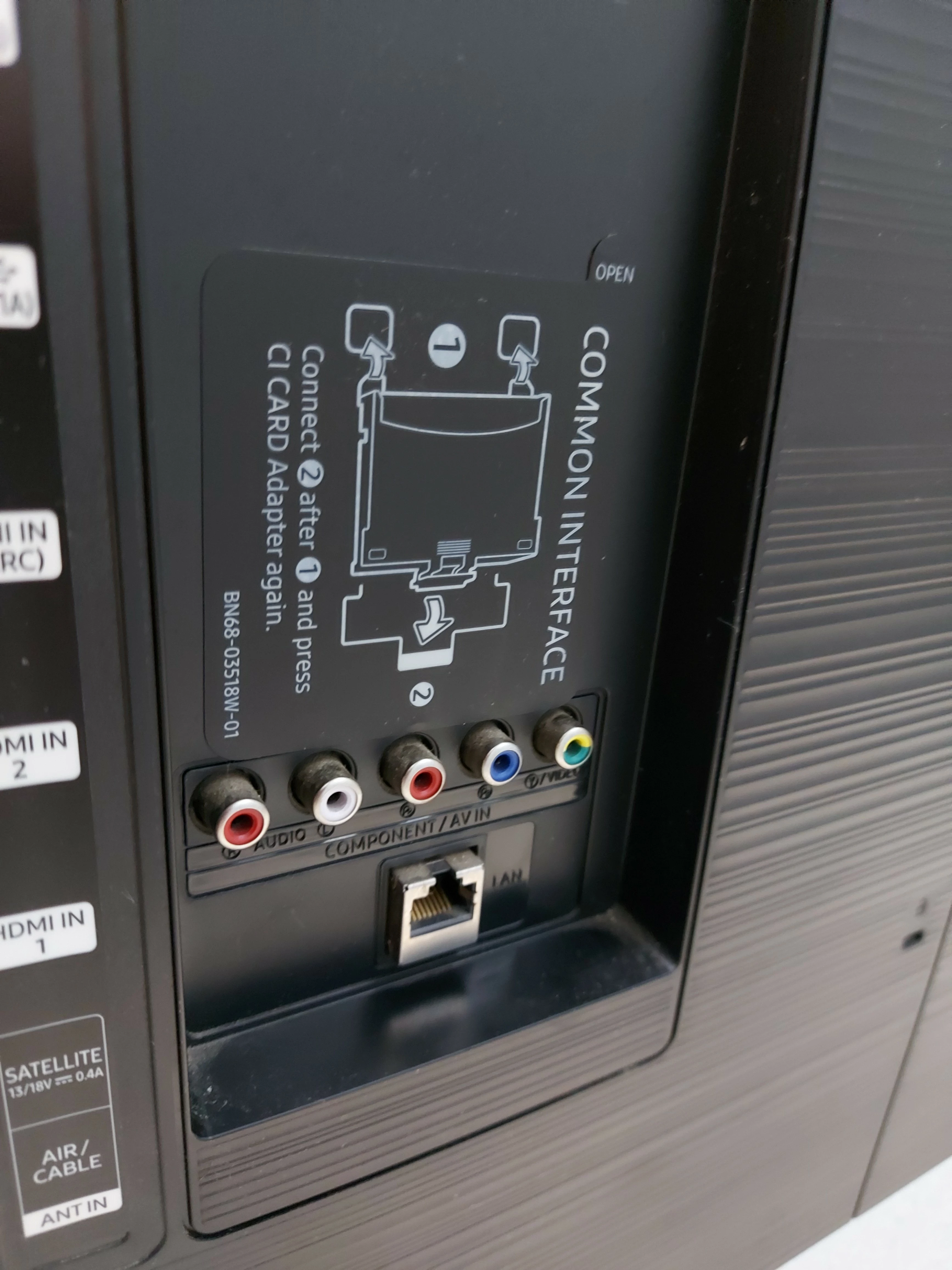 telewizor-samsung-ue43ru7172u-klasa-efektywnosci-energetycznej-a