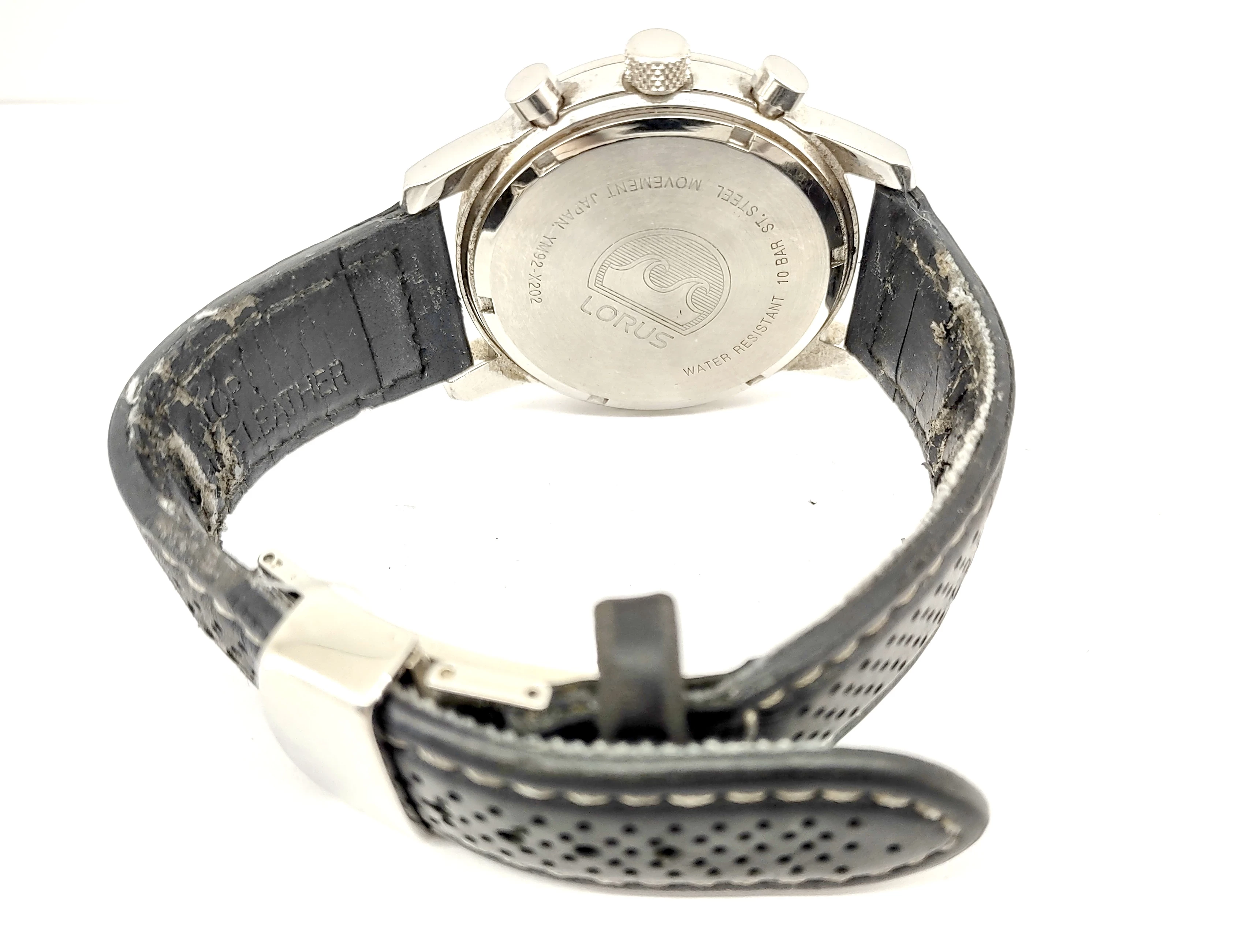 zegarek-lorus-ym92-x202-ksztalt-koperty-okragla