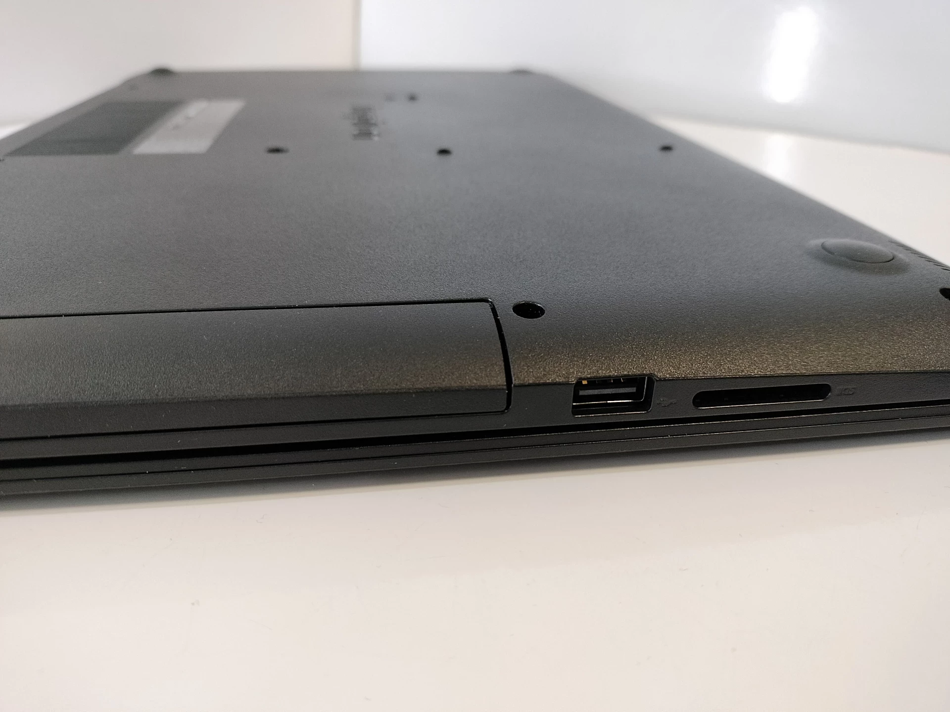 laptop-dell-inspiron-3793-intel-i5-1035g1-8512gb-rozdzielczosc-px-1920-x-1080