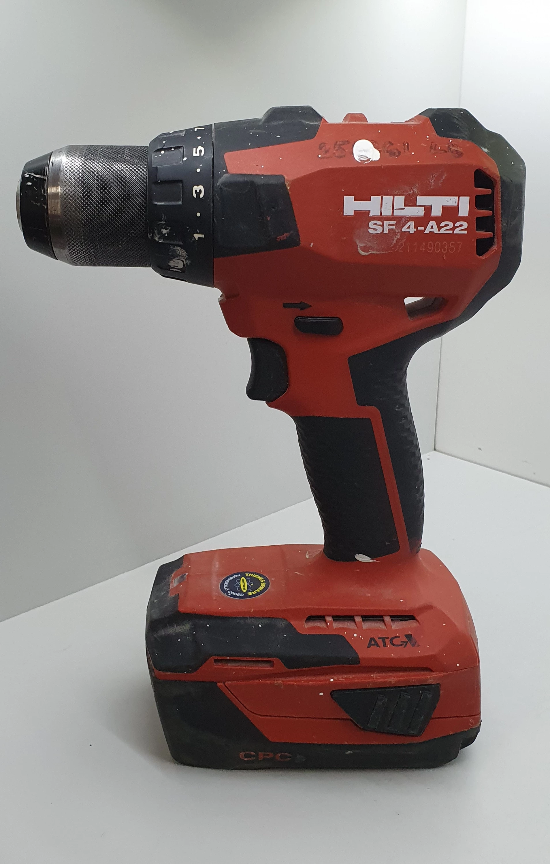 wkretarka-aku-hilti-sf-4-a22-2-aku-52ah-30ah-stan-uzywany