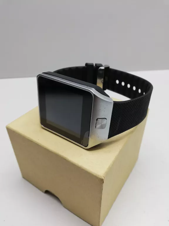 SMARTWATCH DZ09
