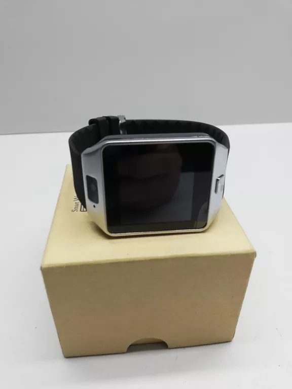 SMARTWATCH DZ09