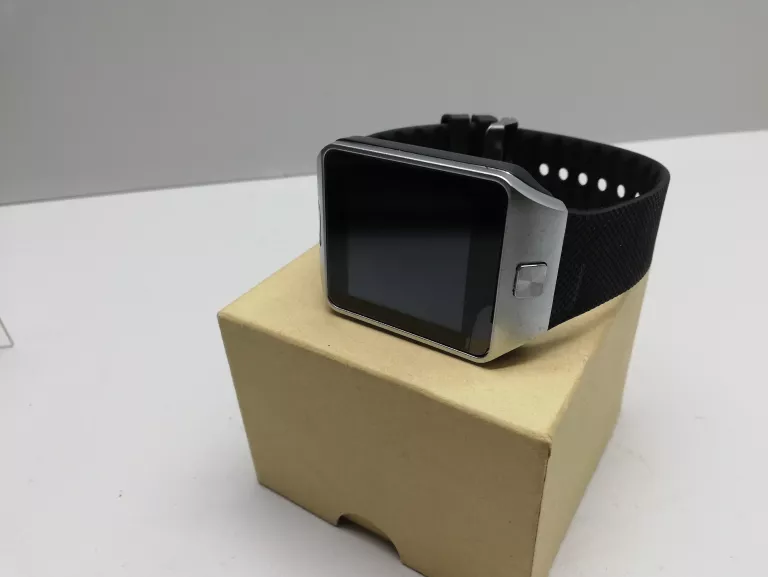 SMARTWATCH DZ09