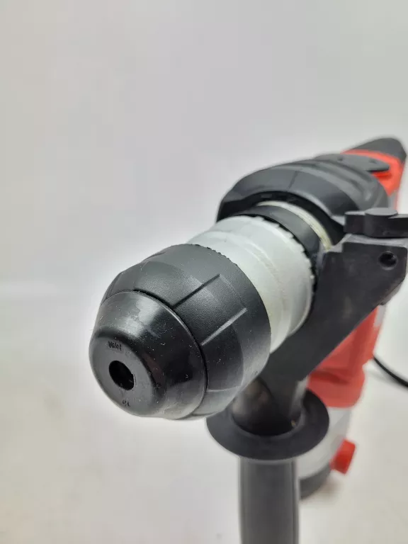 MŁOT UDAROWY EINHELL TC-RH 900 + WALIZKA