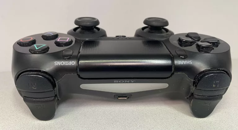 konsola-sony-playstation-4-ps4-classic-1tb-liczba-kontrolerow-w-zestawie-1