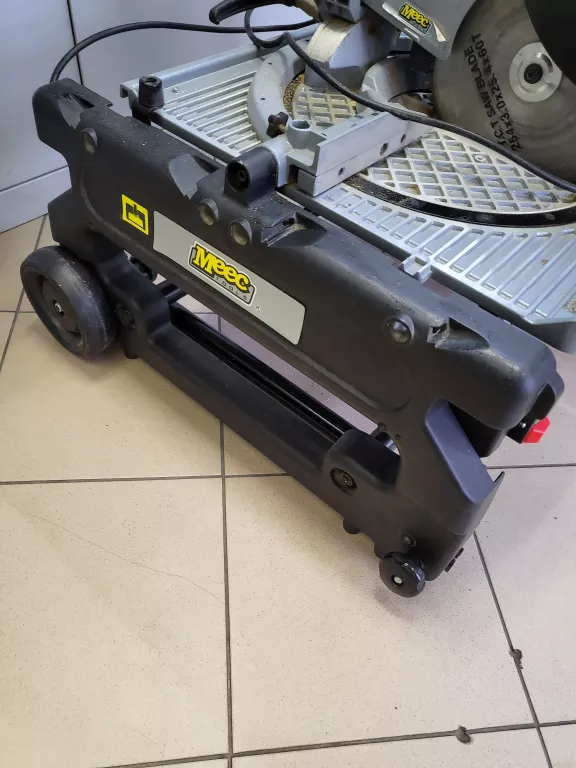 PILARKA TARCZOWA MEEC TOOLS 242-167 1800W