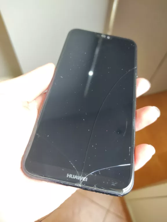 TELEFON HUAWEI P20 LITE 4/64GB USZKODZONY