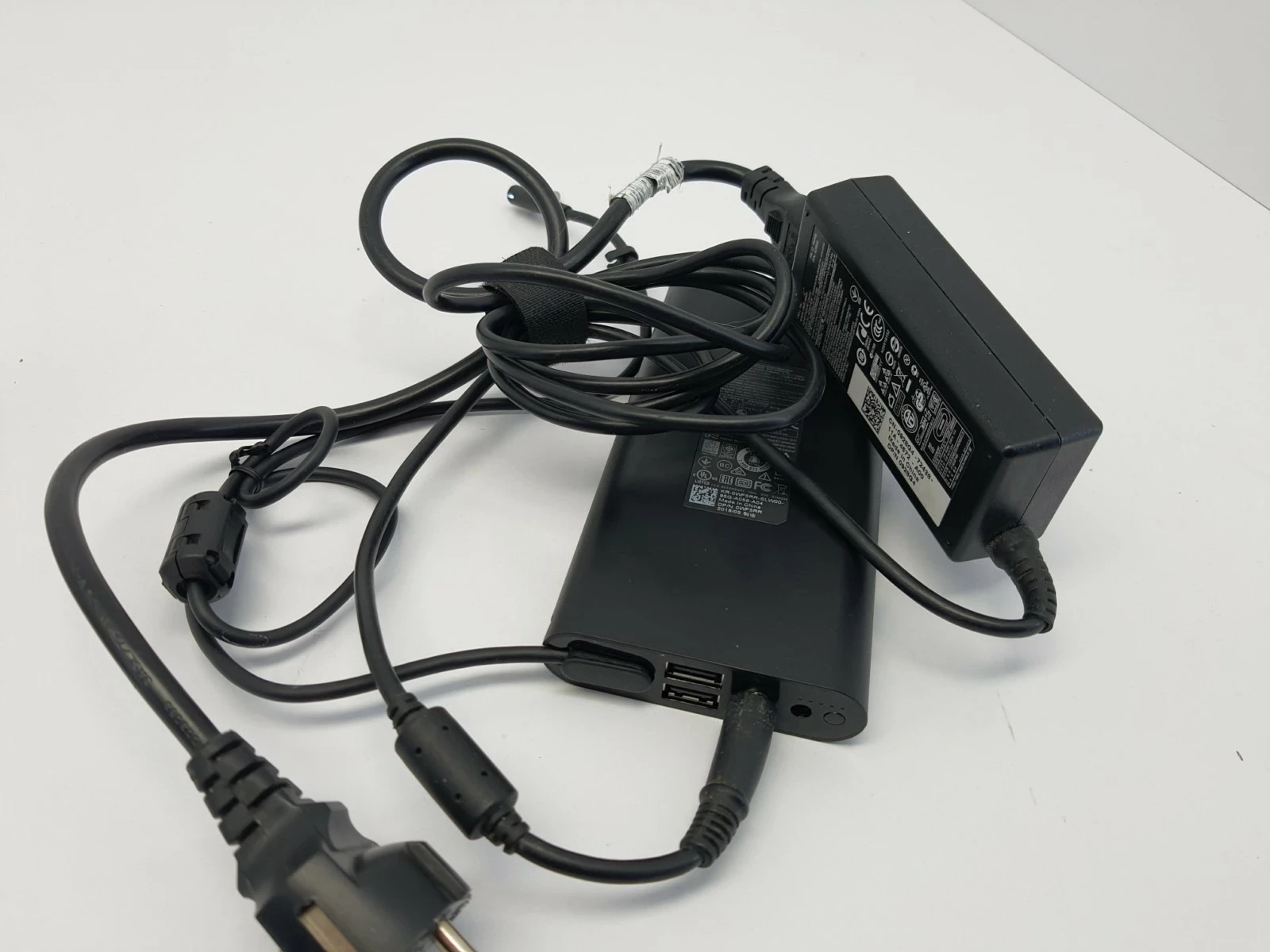 laptop-dell-vostro-p88g001-i5-16gb-marka-dell