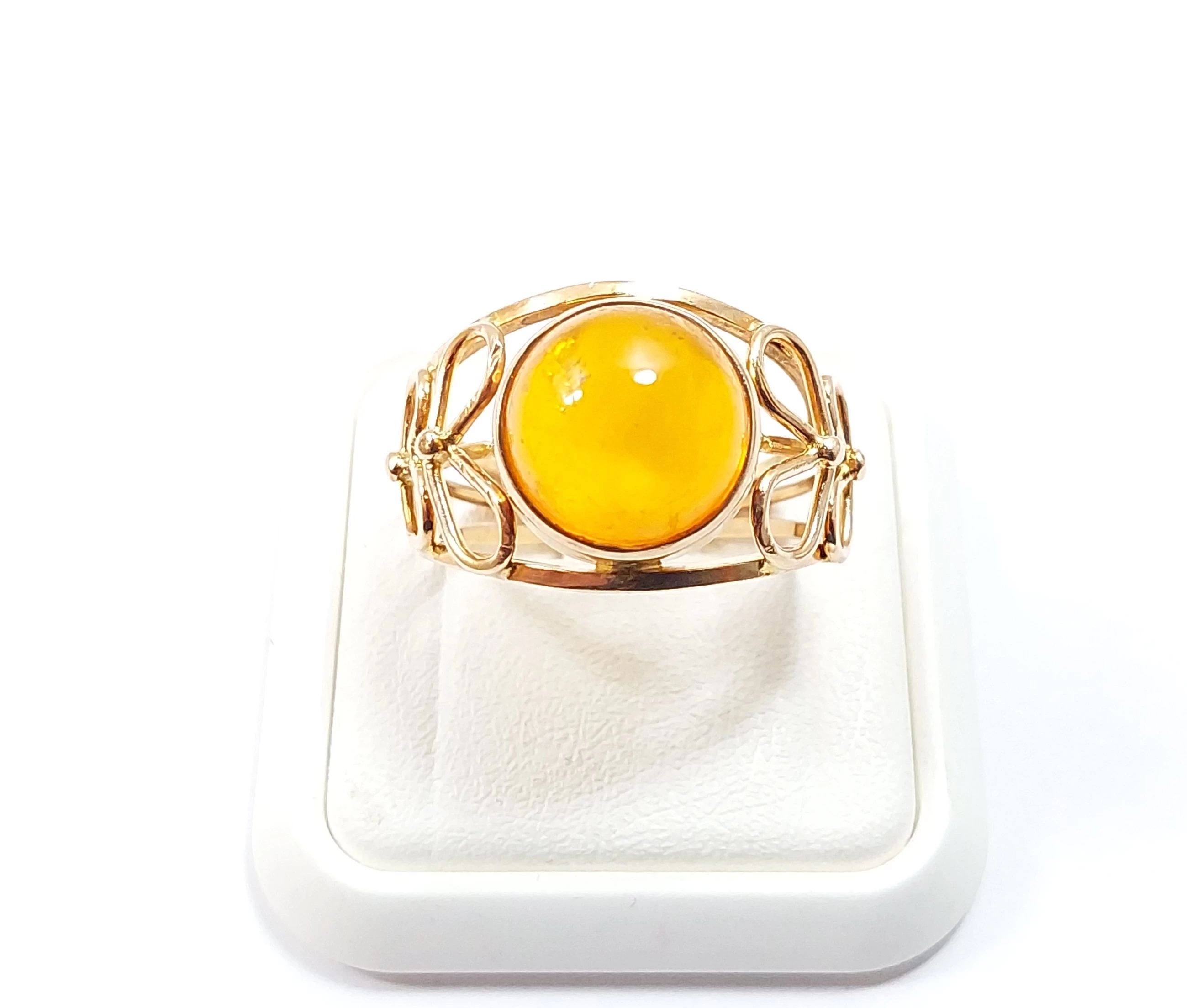 zloty-pierscionek-bursztynem-585-w611-r21-stan-uzywany