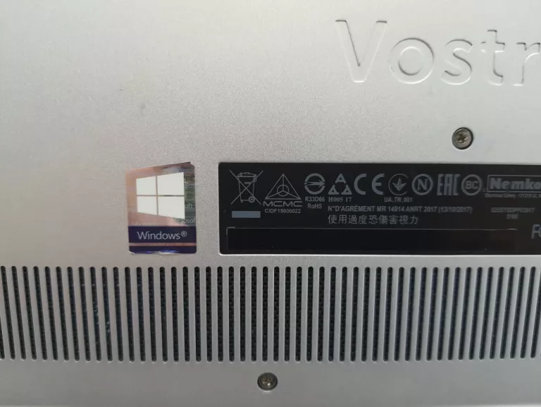 LAPTOP DELL VOSTRO P88G001 I5 16GB
