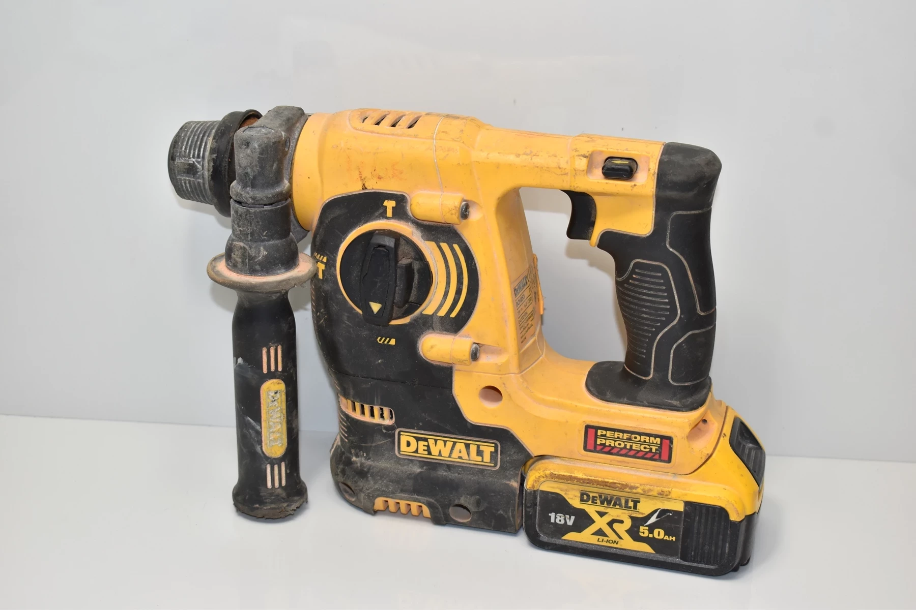 mlotowiertarka-akumulatorowa-dewalt-dch253-narutowicza-32-leszno