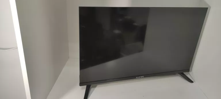 TELEWIZOR LED KIANO SLIMTV 32 / PILOT